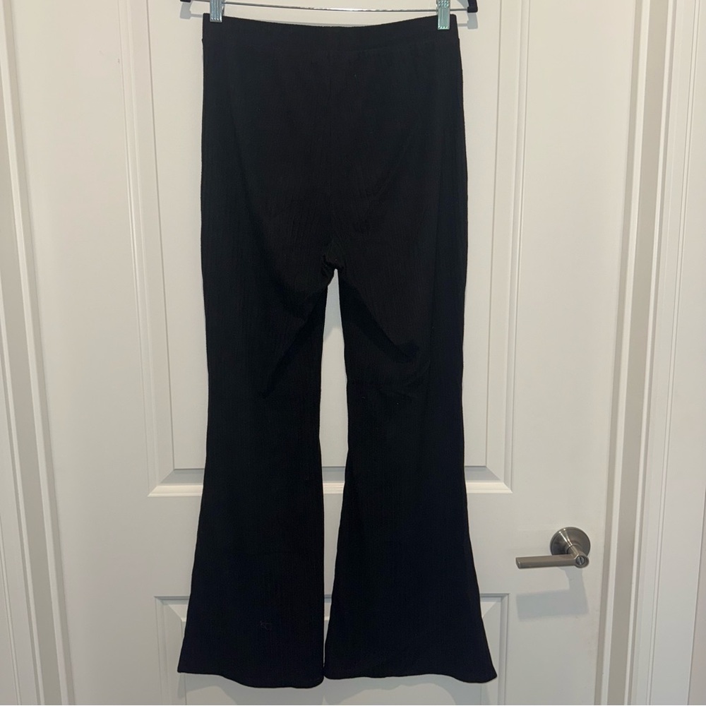 Forever 21 Black Velvet Ribbed Flare Pants - Picture 3 of 6